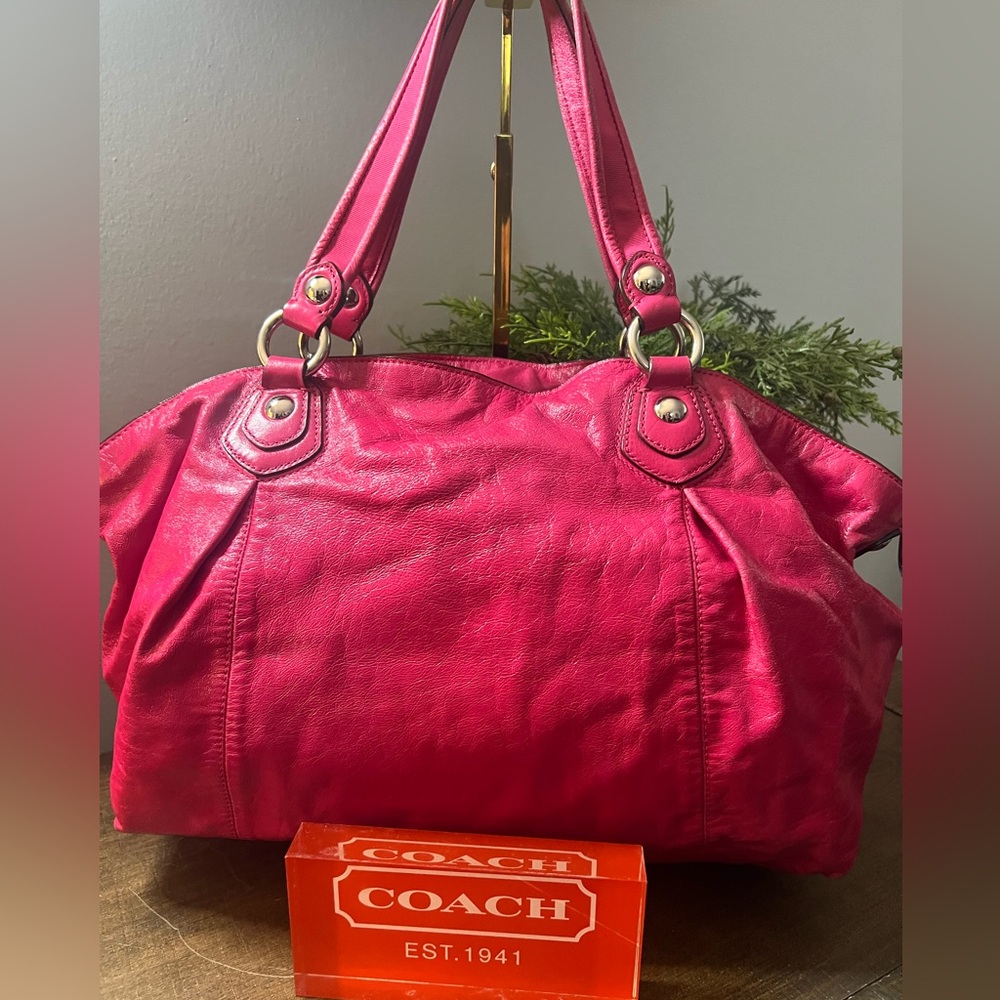 Coach Poppy Rocker Bag - Picture 2 of 16